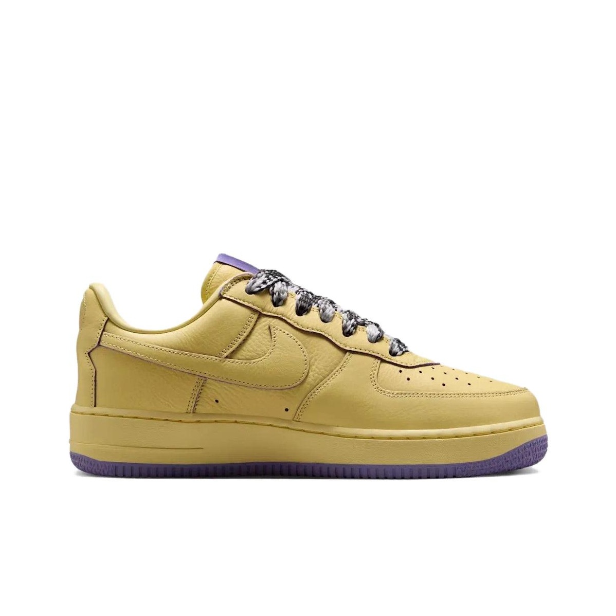 Nike Air Force 1 Low Top Scarp - Nike Shoes Air Force 1 recensione e prezzo